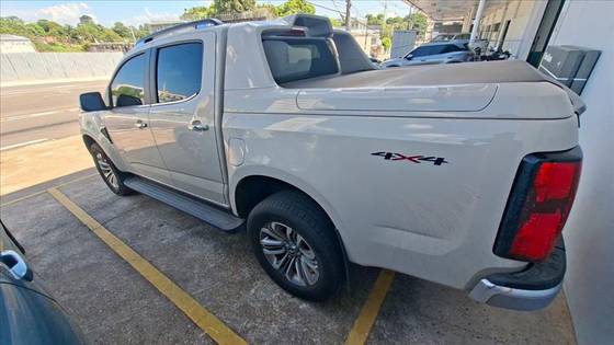 CHEVROLET S10 2.8 16V TURBO DIESEL HIGH COUNTRY CD 4X4 AUTOMÁTICO CHEVROLET S10 2.8 16V TURBO DIESEL HIGH COUNTRY CD 4X4 AUTOMÁTICO